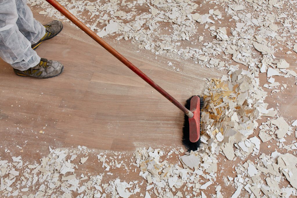 Commercial cleaners providing office cleaning services in Cornwall